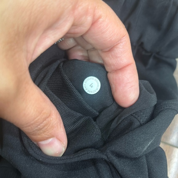 Lululemon Keep Moving Jogger - Picture 4 of 10